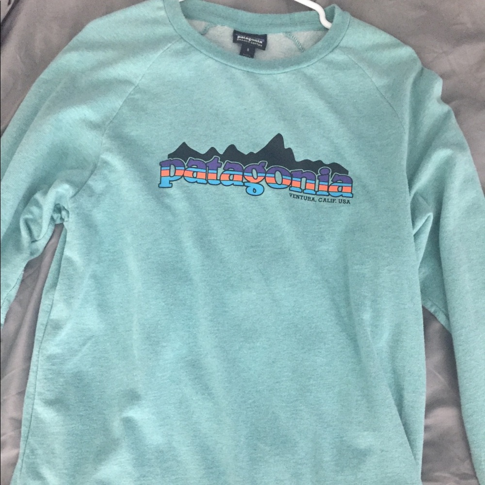 men’s long sleeve blue Patagonia t shirt
